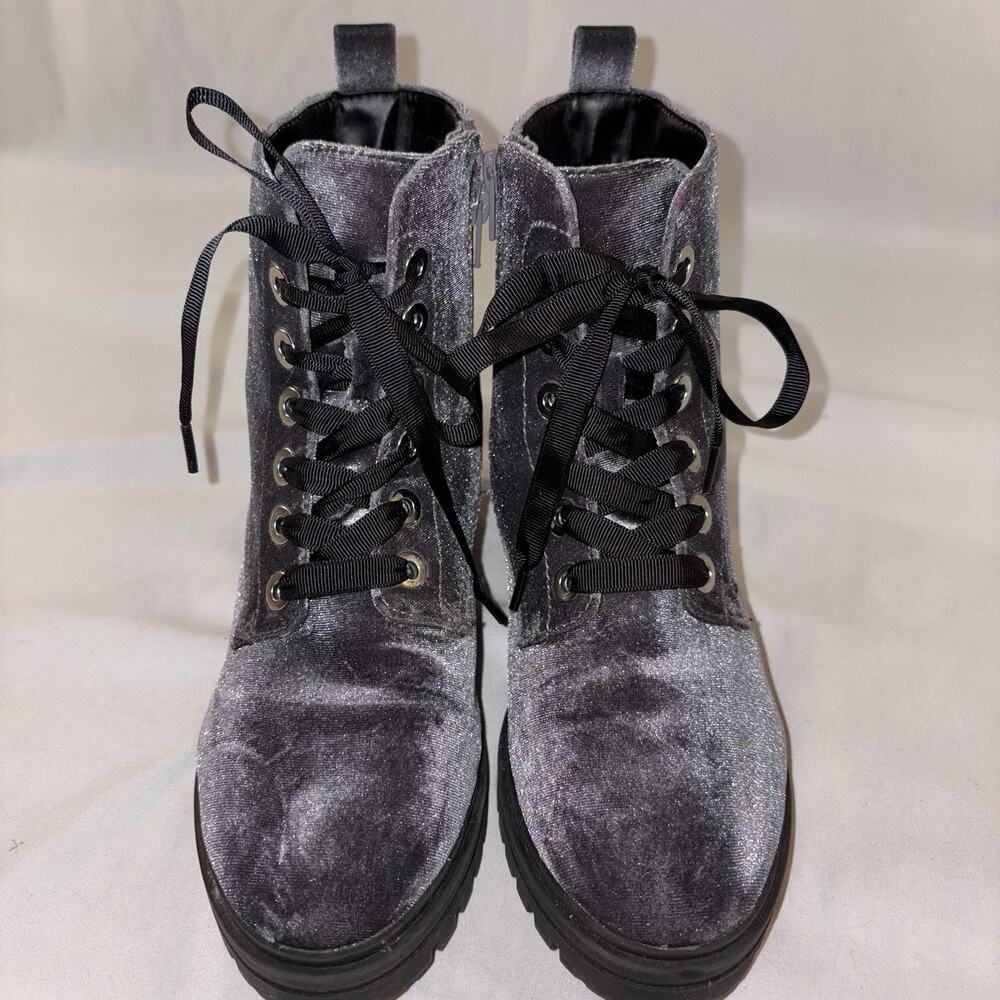 Rihanna Grey Velvet Combat 90's Fashion Boots by Mossimo Supply Co Women's 6.5